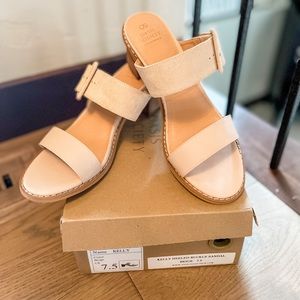 Block heeled sandal
